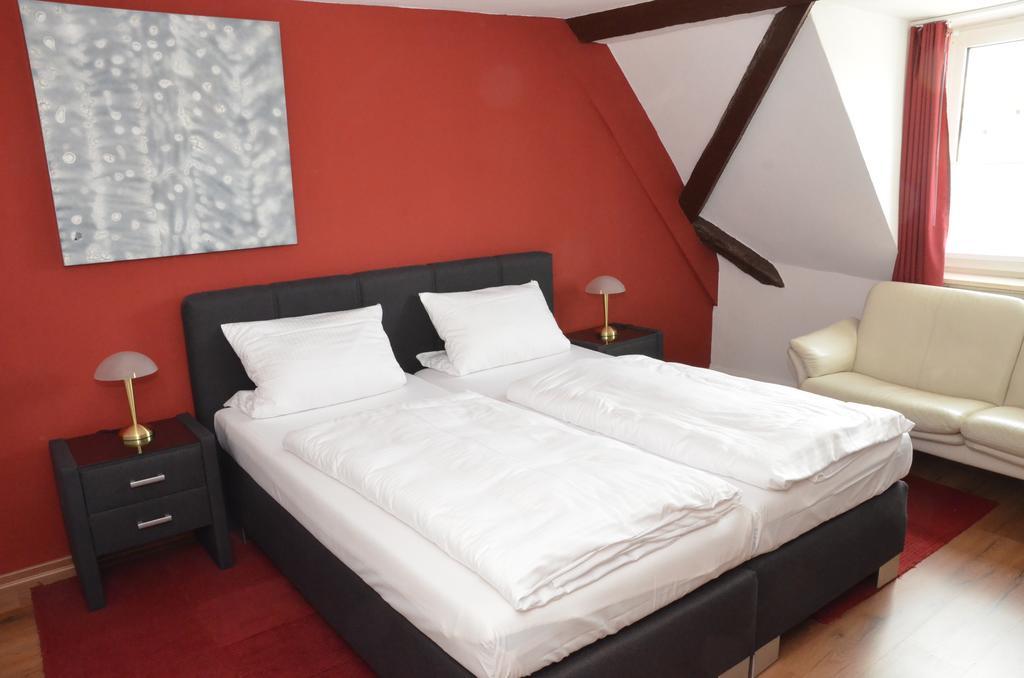 Weingasthof Zum Weissen Ross Osthofen Extérieur photo